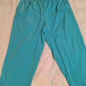 Maggie Sweet Turquoise Polyester Crepe Capri Pants Size Large Brand New